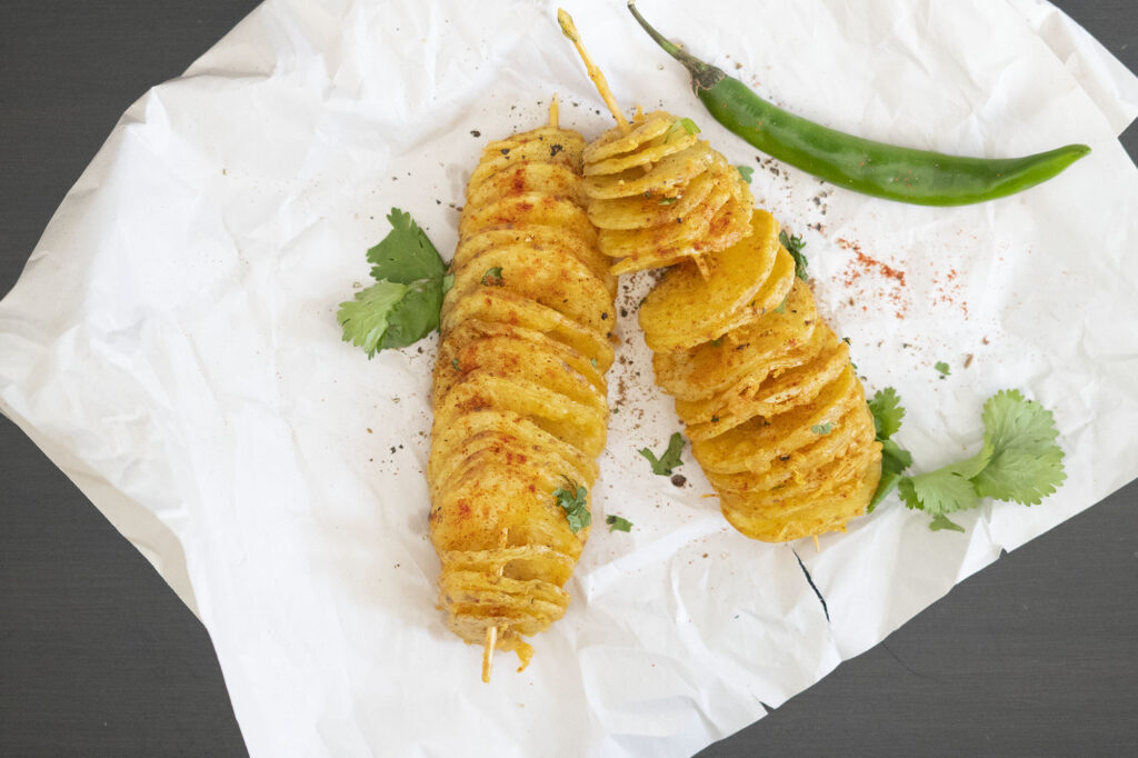 http://kravingsfoodadventures.com/wp-content/uploads/2020/10/PakoraTornado-H2-1024x682.jpg