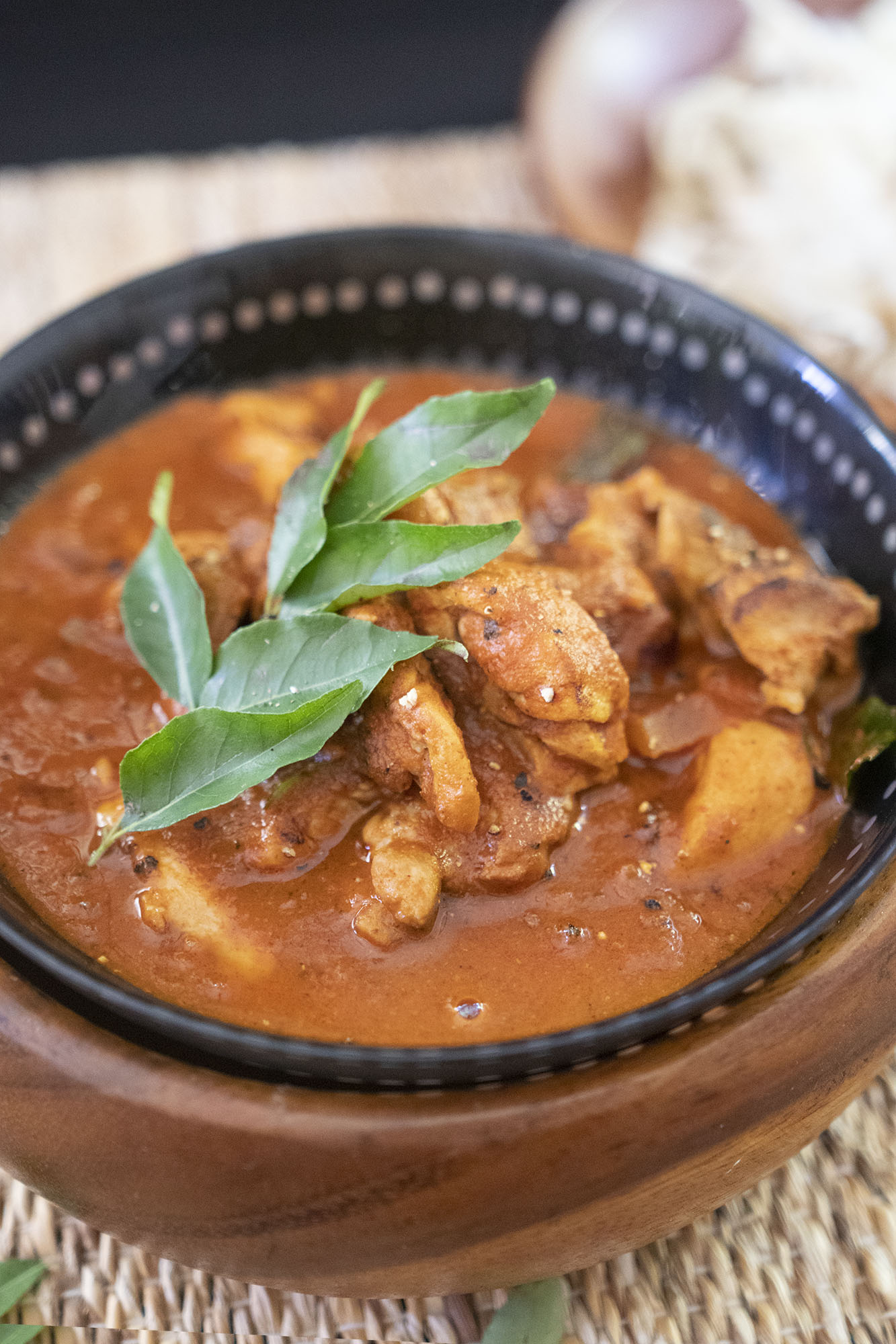 Spicy Sri Lankan Chicken Curry - Kravings Food Adventures