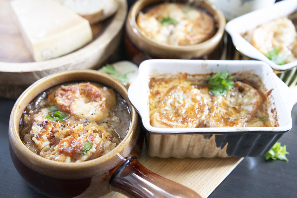 French Onion Soup - Dutch Oven or Instant Pot - Kravings Food Adventures